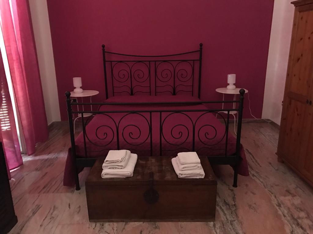 B&B Villa Delle Rondini Вібо-Валентія-Маріна Екстер'єр фото